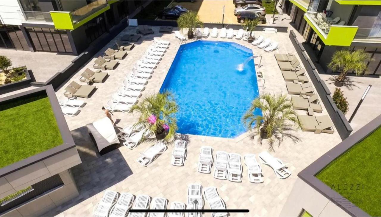 Baby Sea View And Pools Apartment- Mamaia Beach Resort Navodari Dış mekan fotoğraf