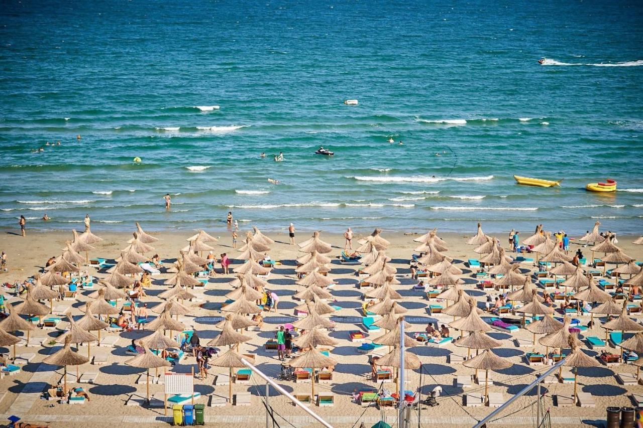 Baby Sea View And Pools Apartment- Mamaia Beach Resort Navodari Dış mekan fotoğraf