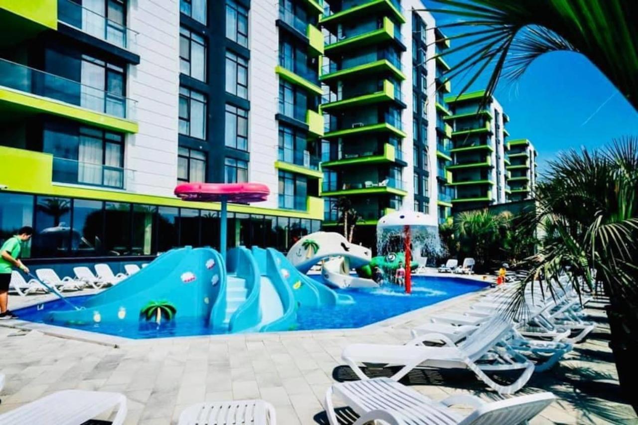 Baby Sea View And Pools Apartment- Mamaia Beach Resort Navodari Dış mekan fotoğraf