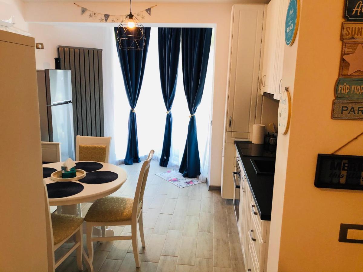 Baby Sea View And Pools Apartment- Mamaia Beach Resort Navodari Dış mekan fotoğraf